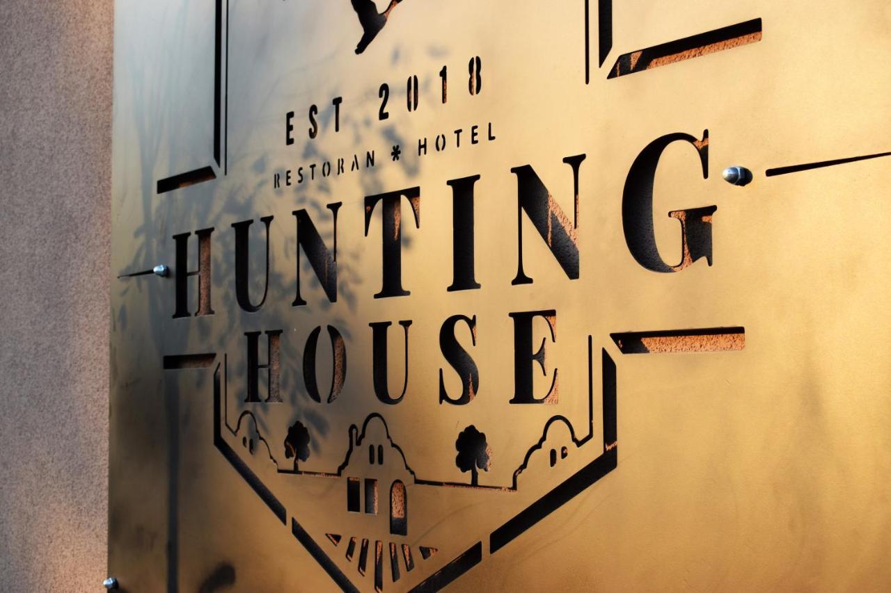 מלון Turija Hunting House מראה חיצוני תמונה